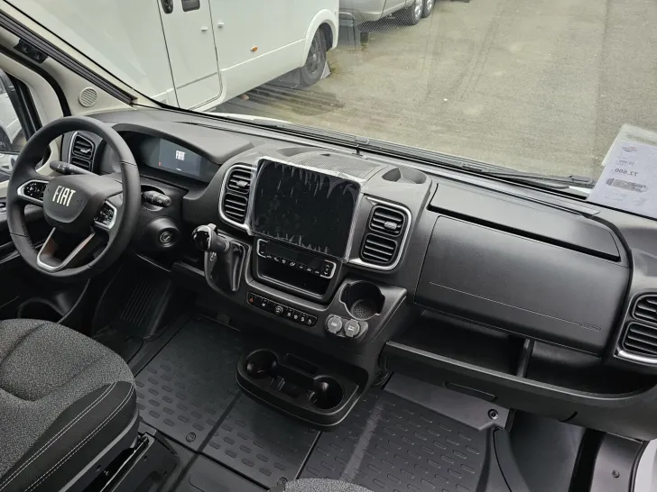 Fahrzeugbild Carado pro CV 541 Automatik/Markise/2-Sitzer/Schlafdach #14