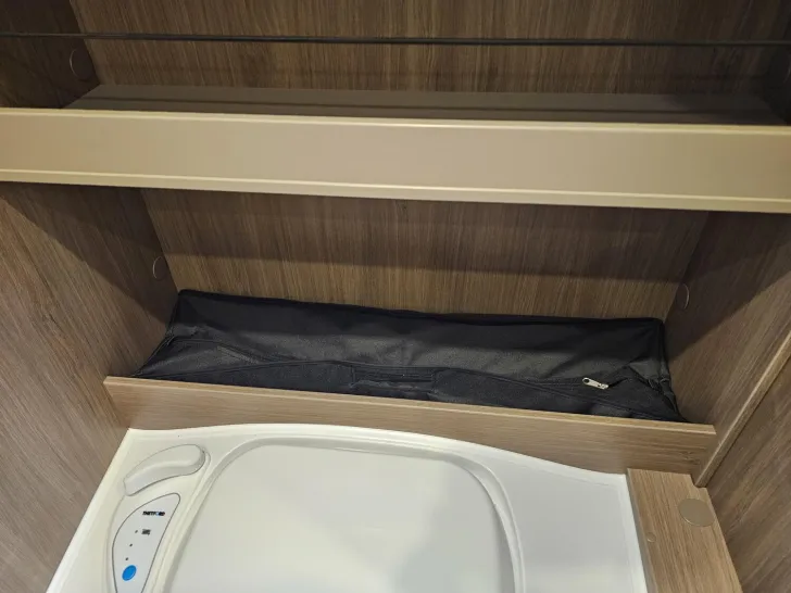 Fahrzeugbild Carado pro CV 541 Automatik/Markise/2-Sitzer/Schlafdach #34