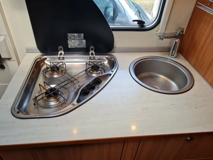 Fahrzeugbild Weinsberg CaraHome 700 DG /Markise/Fahrradträger/SAT #22