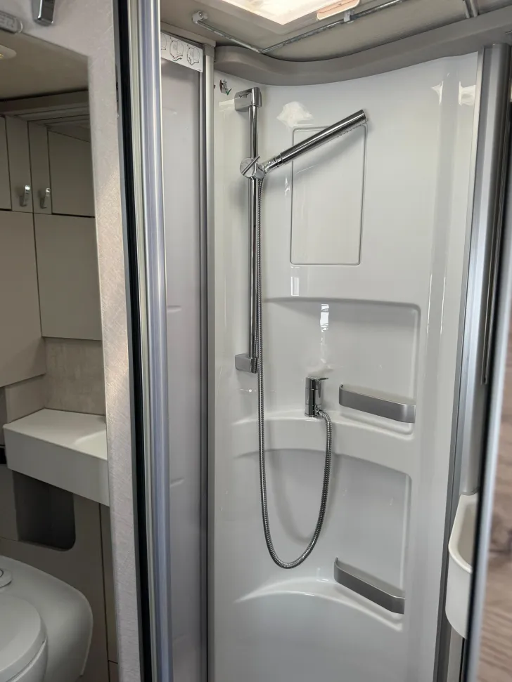 Fahrzeugbild Hymer Exsis-t Pure 580 /Fahrradträger/Markise #25