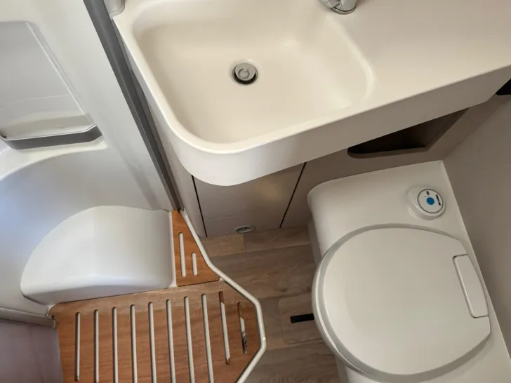 Fahrzeugbild Hymer Exsis-t Pure 580 /Fahrradträger/Markise #28