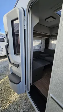 Fahrzeugbild Fendt Apero 465 TG / Einzelbetten, Auflastung #9