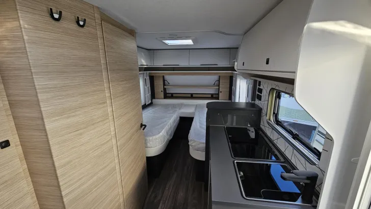 Fahrzeugbild Fendt Apero 465 TG / Einzelbetten, Auflastung #19