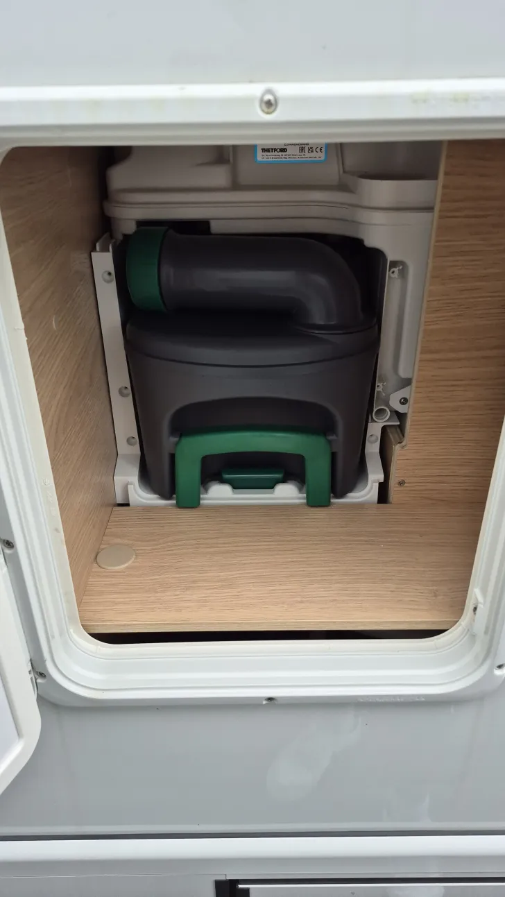 Fahrzeugbild Hymer B-Klasse MC I 580 /Markise/TV/4.430 kg #11
