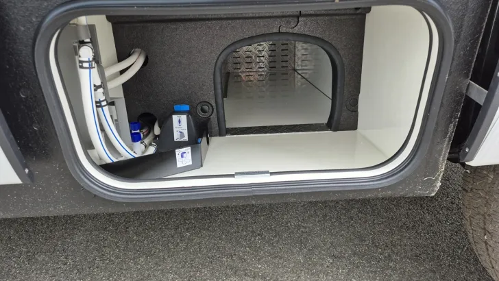 Fahrzeugbild Hymer B-Klasse MC I 580 /Markise/TV/4.430 kg #12