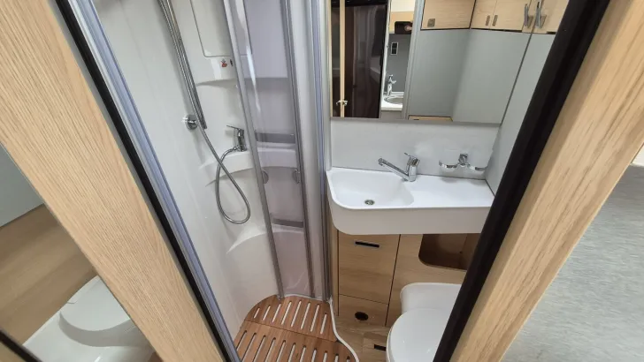 Fahrzeugbild Hymer B-Klasse MC I 580 /Markise/TV/4.430 kg #22