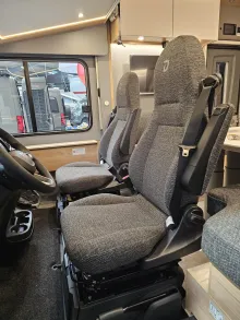 Fahrzeugbild Dethleffs XL I 7812-2 Family mit 5. Sitzplatz!/ALDE/AHK/5G #8