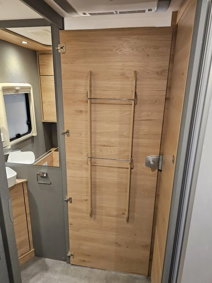 Fahrzeugbild Dethleffs XL I 7812-2 Family mit 5. Sitzplatz!/ALDE/AHK/5G #44