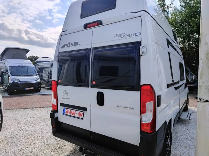 Fahrzeugbild Pössl 2Win Vario 600 5.Sitzplätze/Navi/RFK/AHK/Hubbett #5