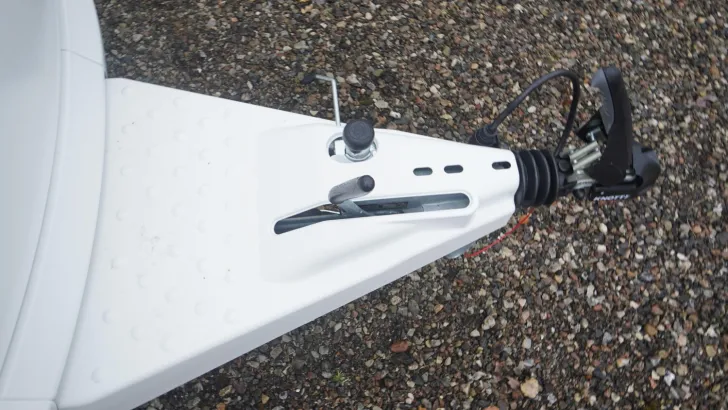 Fahrzeugbild Hobby De Luxe 460 SL / Einzelbetten, Auflastung #10