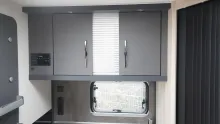 Fahrzeugbild Hobby De Luxe 460 SL / Einzelbetten, Auflastung #16