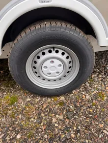 Fahrzeugbild Hobby Beachy 450 / Auflastung 1.200kg #6