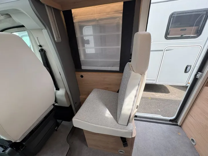 Fahrzeugbild Dethleffs Just Camp T 7052 EBL /Automatik/Hubbett/Markise #15