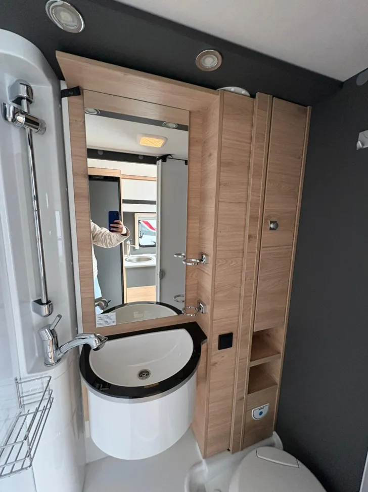 Fahrzeugbild Dethleffs Globebus Go T 45 Markise/Automatikgetriebe #35