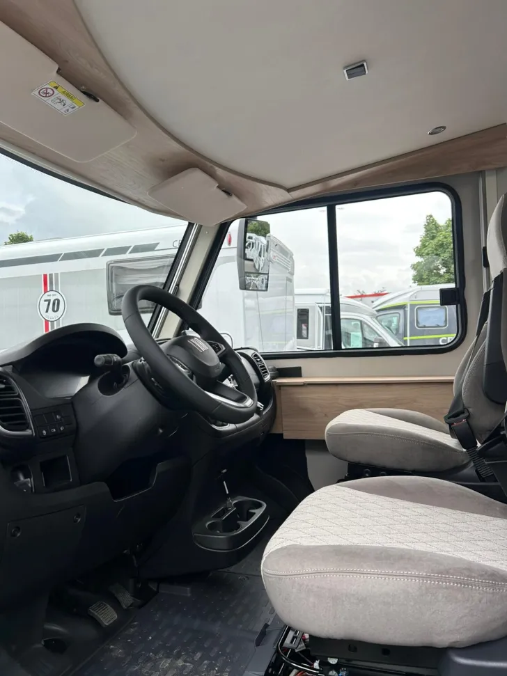 Fahrzeugbild Dethleffs Globebus I 6 /Chassispaket/Automatik #6