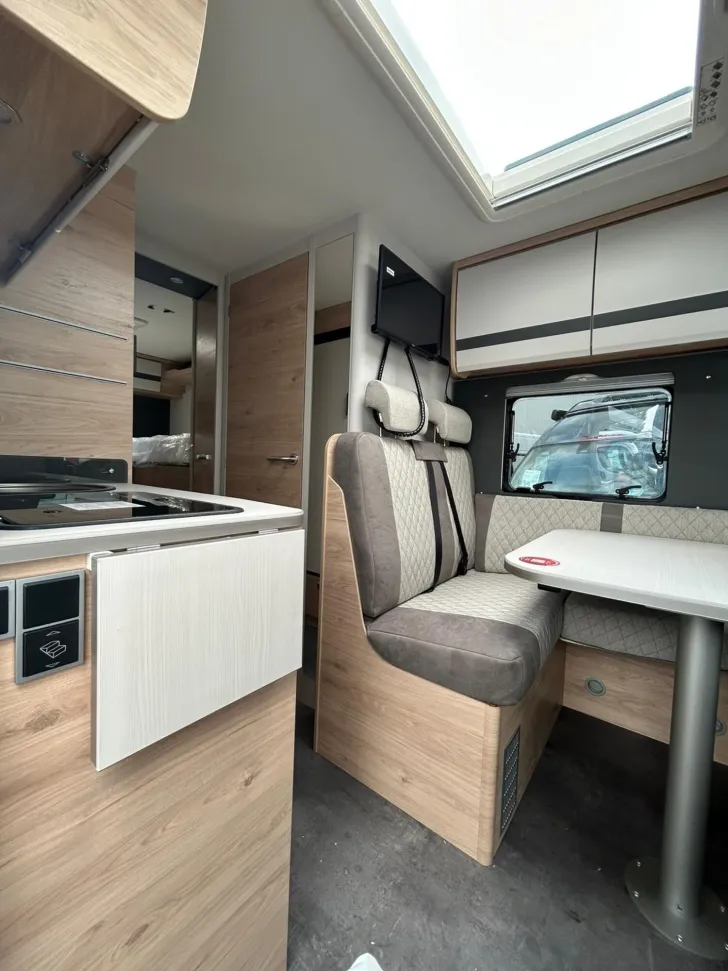 Fahrzeugbild Dethleffs Globebus I 6 /Chassispaket/Automatik #24
