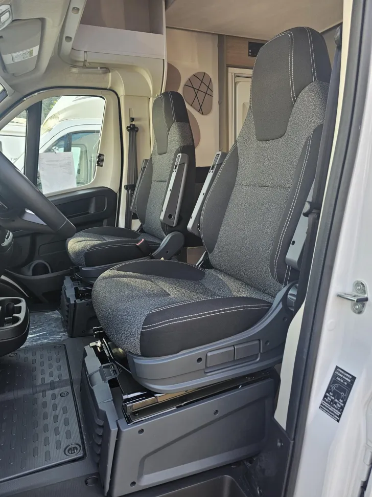 Fahrzeugbild LMC Tracer 730 EL Fiat/Dieselheizung #9