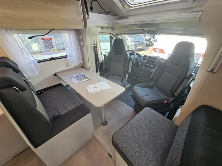 Fahrzeugbild LMC Tracer 730 EL Fiat/Dieselheizung #16