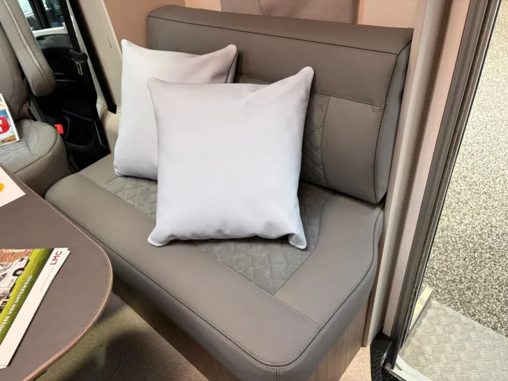 Fahrzeugbild LMC Cruiser 740 EL /LEDERAUSSTATTUNG RÜHL #10