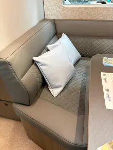 Fahrzeugbild LMC Cruiser 740 EL /LEDERAUSSTATTUNG RÜHL #11