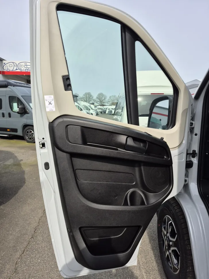 Fahrzeugbild LMC Cruiser 750 EL /Automatik/Sicherheitspaket #8