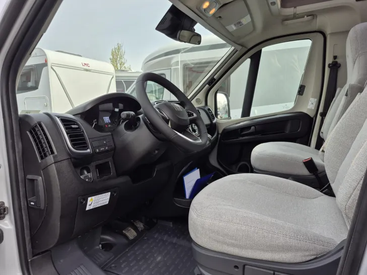 Fahrzeugbild LMC Cruiser 750 EL /Automatik/Sicherheitspaket #10