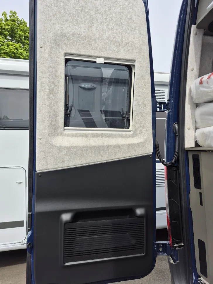 Fahrzeugbild Hymer Grand Canyon S 700 /Schlafdach #7