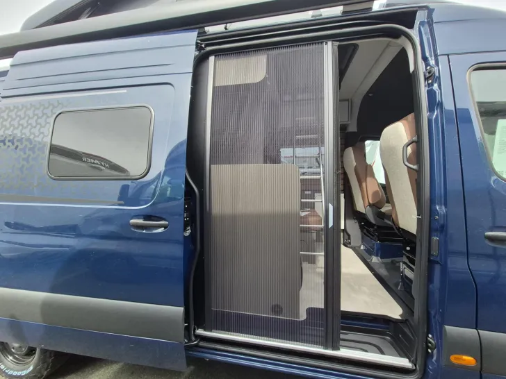Fahrzeugbild Hymer Grand Canyon S 700 /Schlafdach #17