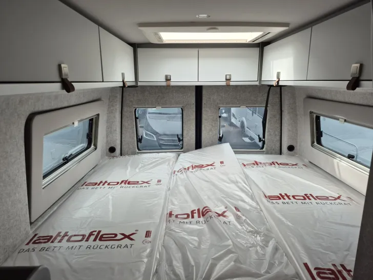 Fahrzeugbild Hymer Grand Canyon S 700 /Schlafdach #32