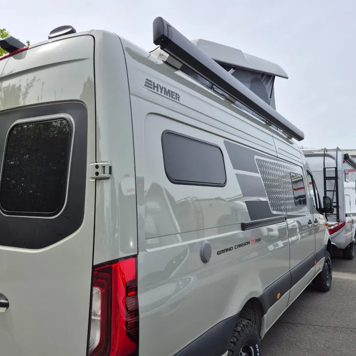 Fahrzeugbild Hymer Grand Canyon S 700 /Schlafdach #6