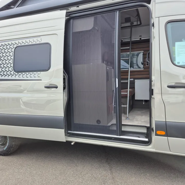 Fahrzeugbild Hymer Grand Canyon S 700 /Schlafdach #9