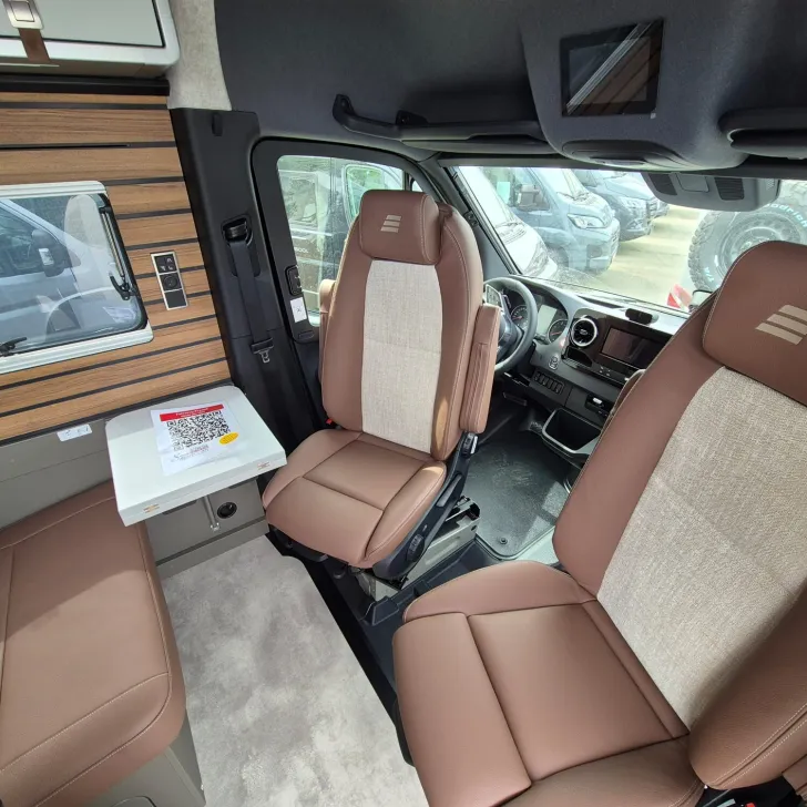 Fahrzeugbild Hymer Grand Canyon S 700 /Schlafdach #12
