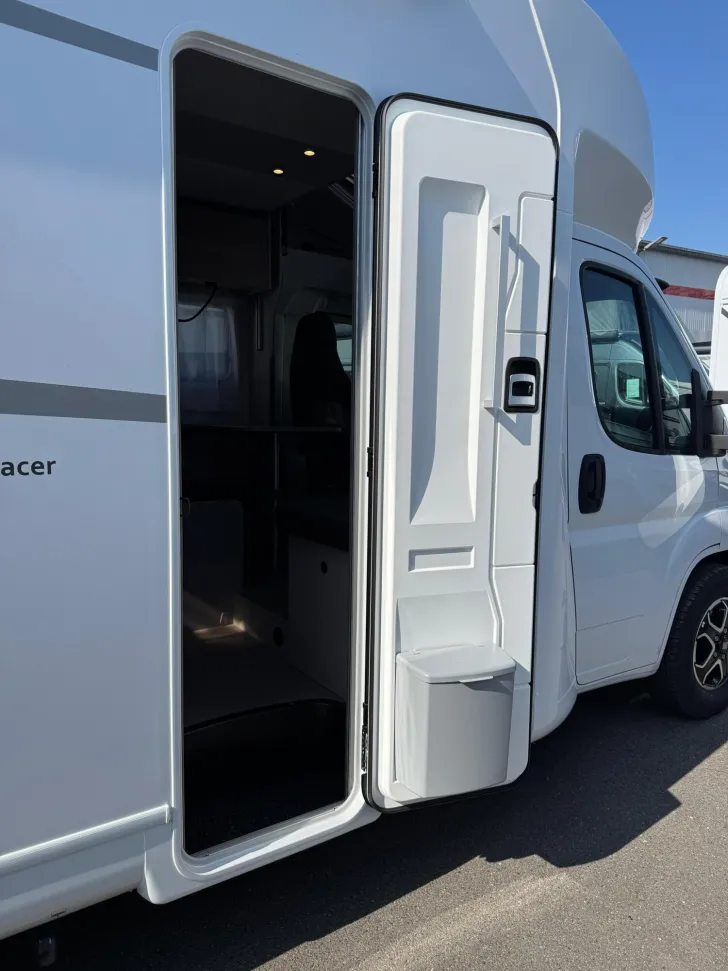 Fahrzeugbild LMC Tracer 680 DL /Fiat/Automatik/Tracer Paket #7