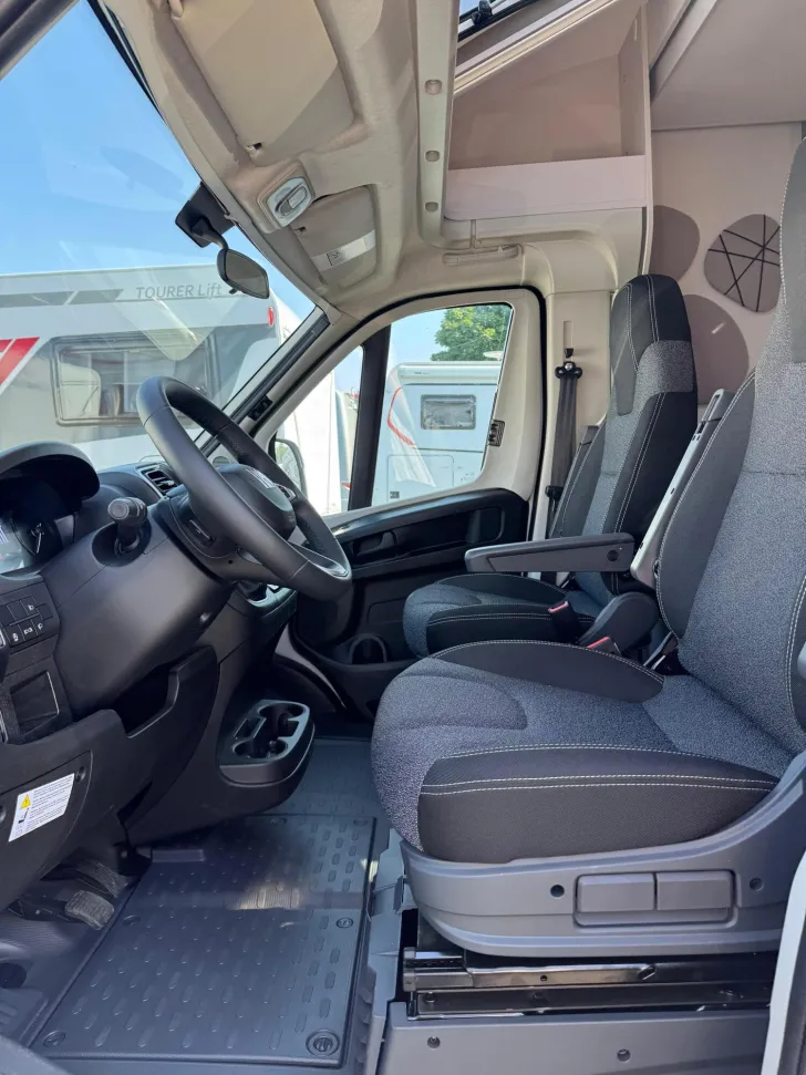 Fahrzeugbild LMC Tracer 680 DL /Fiat/Automatik/Tracer Paket #9