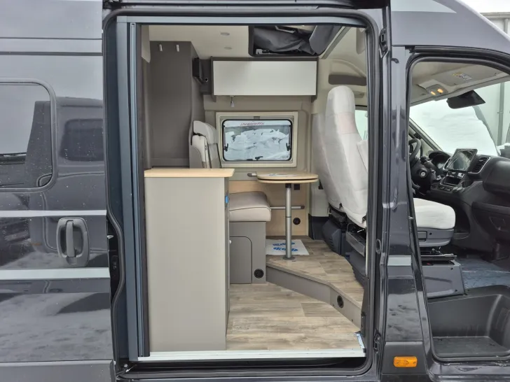 Fahrzeugbild LMC Innovan 640 /Schlafdach #17