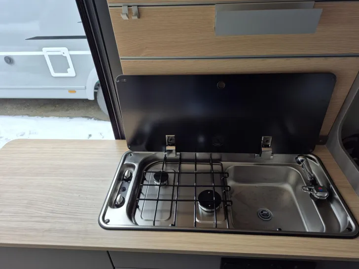 Fahrzeugbild LMC Innovan 640 /Schlafdach #25