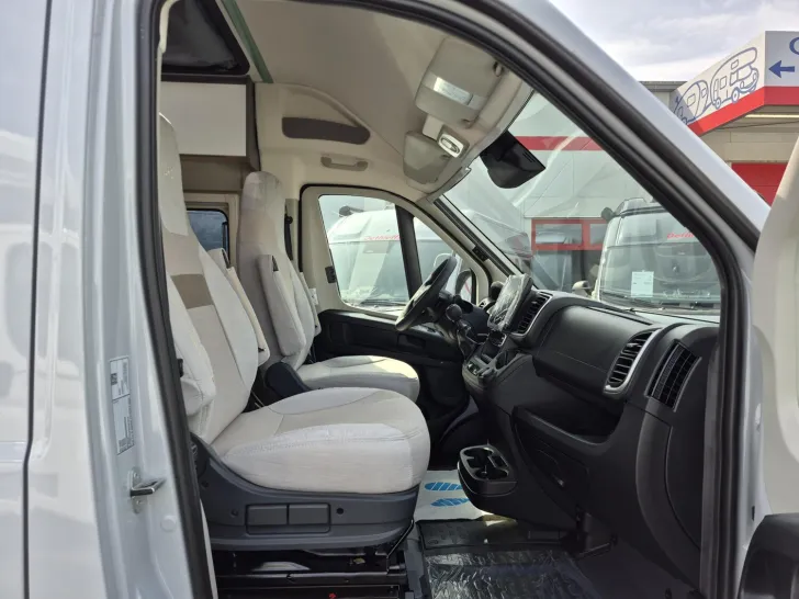 Fahrzeugbild LMC Innovan 640 /SONDERANGEBOT #11
