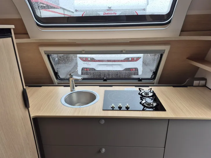 Fahrzeugbild LMC Videro 580 D /Heckbad #11