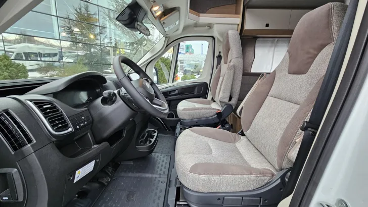 Fahrzeugbild Hobby OnTour T 700 FH / Automatik / 4,4 to. #6