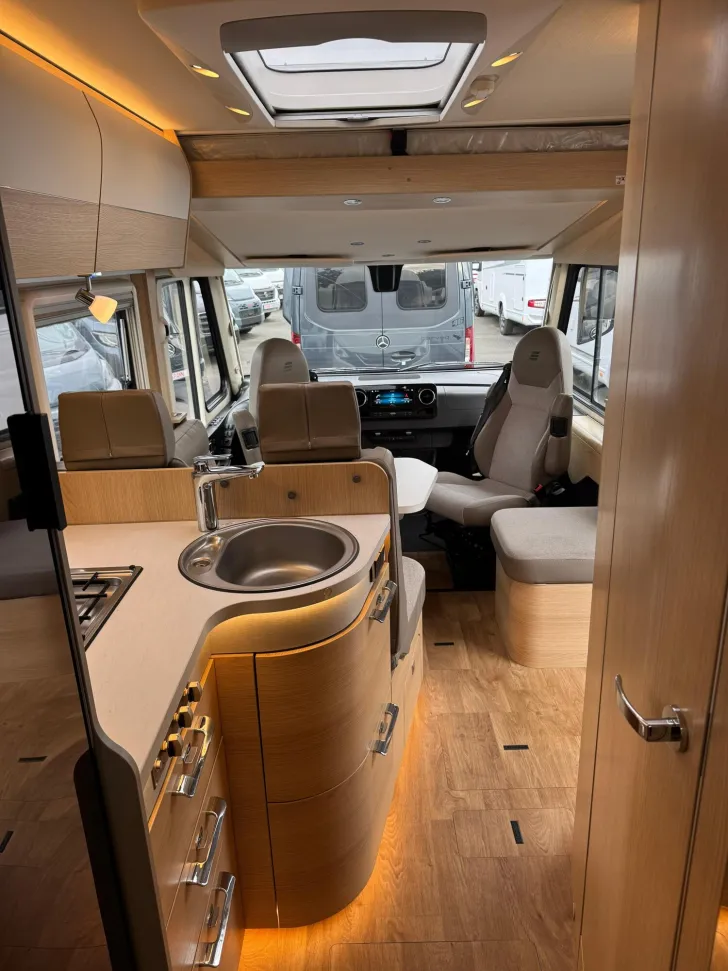Fahrzeugbild Hymer B-Klasse MC I WhiteLine 600 AHK/GFK-Dach//SAT #29