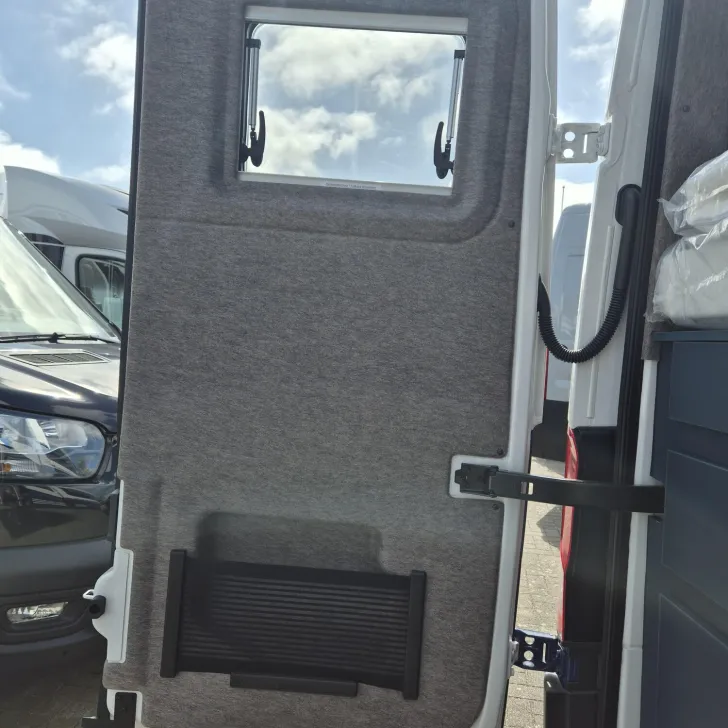 Fahrzeugbild Hymer Eriba Car 600 /Automatik/Camping-Paket #30