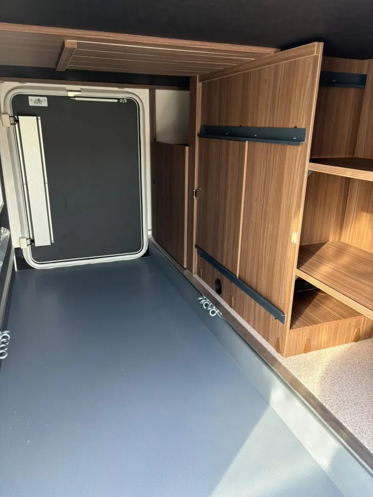 Fahrzeugbild LMC Cruiser 750 EF /LEDERAUSSTATTUNG RÜHL #6