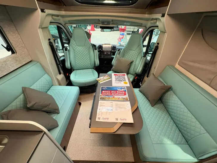 Fahrzeugbild LMC Cruiser 750 EF /LEDERAUSSTATTUNG RÜHL #10