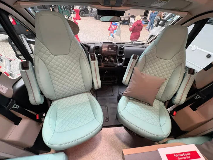Fahrzeugbild LMC Cruiser 750 EF /LEDERAUSSTATTUNG RÜHL #15