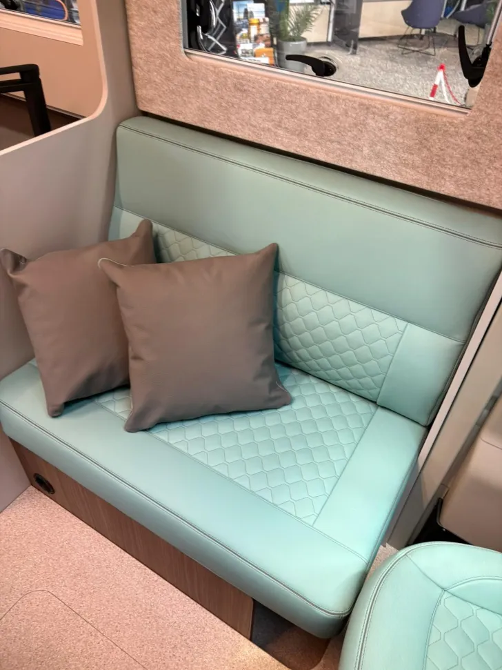Fahrzeugbild LMC Cruiser 750 EF /LEDERAUSSTATTUNG RÜHL #16