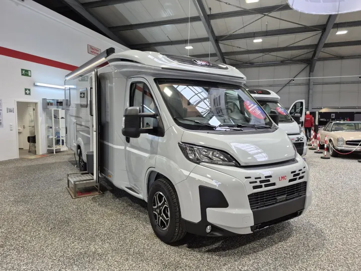 Fahrzeugbild LMC Cruiser 740 EL /Markise/Dachklimaanlage #1