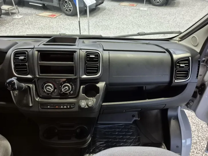 Fahrzeugbild LMC Cruiser 740 EL /Markise/Dachklimaanlage #16