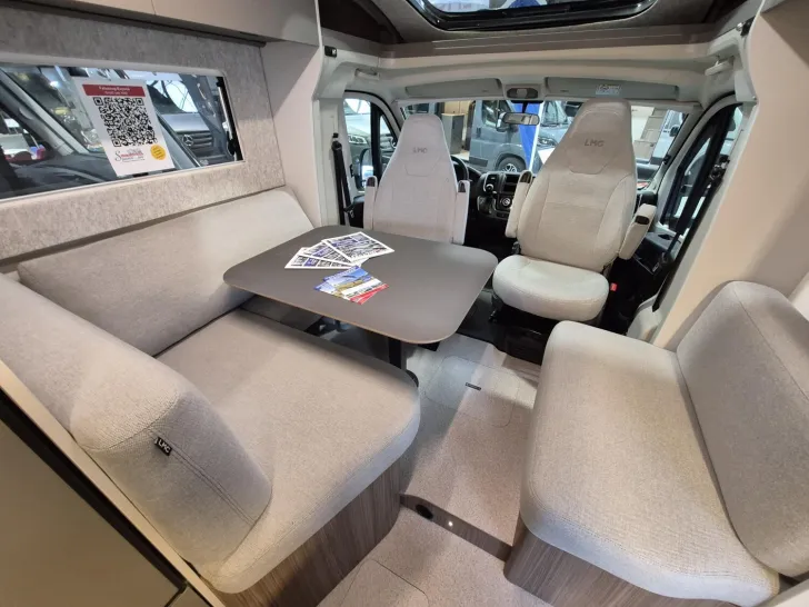 Fahrzeugbild LMC Cruiser 740 EL /Markise/Dachklimaanlage #36