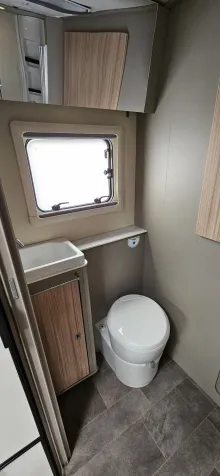 Fahrzeugbild Ahorn Camp Camp T 640 Kompaktes Wohnmobil #24