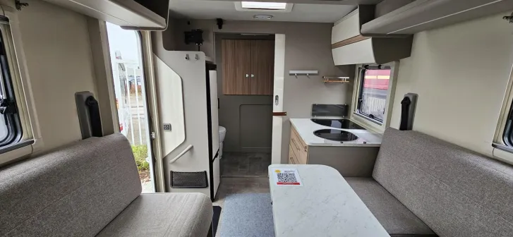 Fahrzeugbild Ahorn Camp Camp T 640 Kompaktes Wohnmobil #27